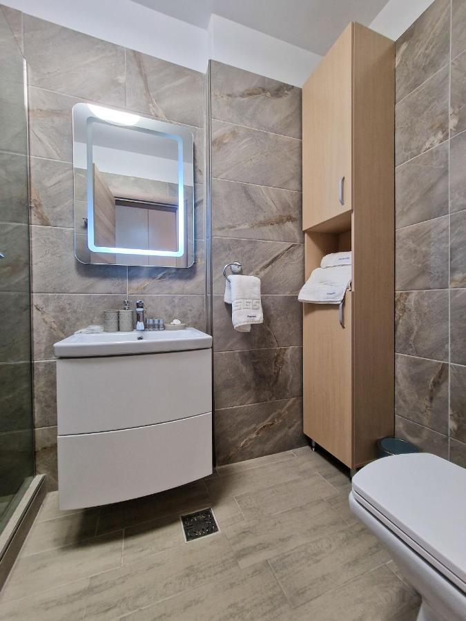 Panoramic Aparthotel Pool & Spa Mamaia Nord Năvodari Екстериор снимка